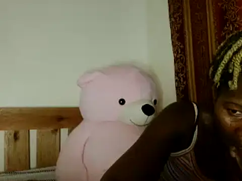 Snapshot of Sexxy_pretty24 chatting on January 31, 2025, 7:29 pm Sexxy pretty24 online show from January 31, 2025, 7:29 pm