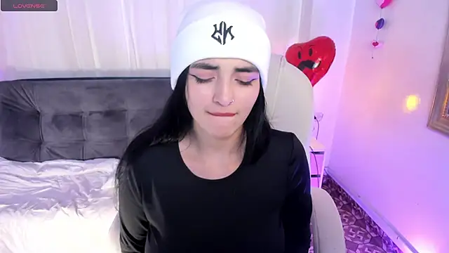 miel gomez online show from February 25, 2025, 11:11 pm