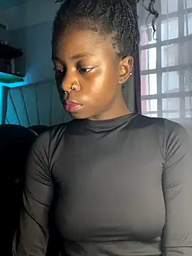 Snapshot of pretty_maliah chatting on September 15, 2025, 2:50 pm pretty maliah online show from September 15, 2025, 2:50 pm