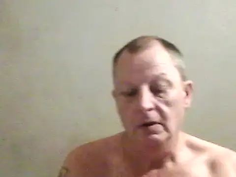 Snapshot of chubbybear2cum chatting on December 24, 2024, 4:55 am chubbybear2cum online show from December 24, 2024, 4:55 am