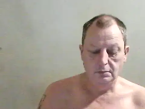 Snapshot of chubbybear2cum chatting on January 1, 2025, 3:46 pm chubbybear2cum online show from January 1, 2025, 3:46 pm