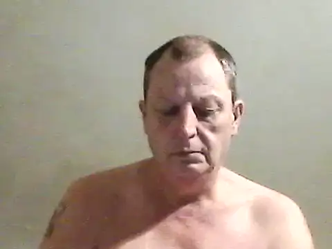 Snapshot of chubbybear2cum chatting on January 8, 2025, 5:48 am chubbybear2cum online show from January 8, 2025, 5:48 am