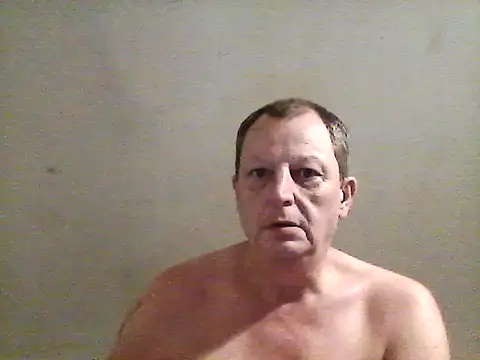 Snapshot of chubbybear2cum chatting on February 6, 2025, 5:25 am chubbybear2cum online show from February 6, 2025, 5:25 am