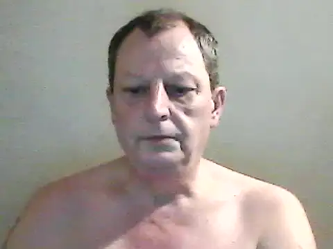 Snapshot of chubbybear2cum chatting on February 21, 2025, 12:27 am chubbybear2cum online show from February 21, 2025, 12:27 am