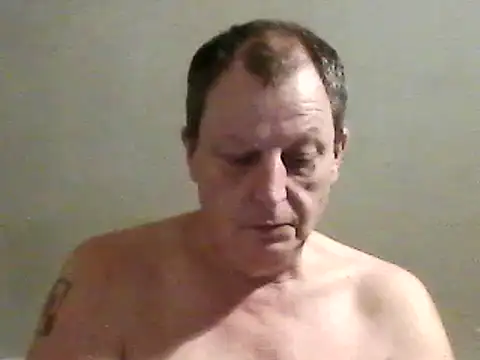 Snapshot of chubbybear2cum chatting on February 23, 2025, 4:17 am chubbybear2cum online show from February 23, 2025, 4:17 am