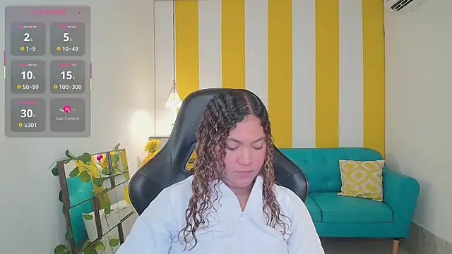 Snapshot of Cristal_War chatting on September 26, 2025, 10:47 pm Cristal War online show from September 26, 2025, 10:47 pm