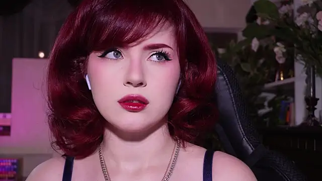 Snapshot of Chriss_Fox chatting on November 26, 2025, 3:24 pm Chriss Fox online show from November 26, 2025, 3:24 pm