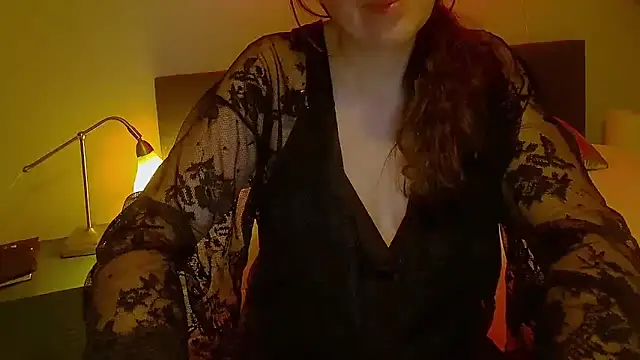 Snapshot of Ella_Next_Door chatting on January 26, 2025, 10:13 pm Ella Next Door online show from January 26, 2025, 10:13 pm