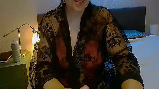 Snapshot of Ella_Next_Door chatting on February 2, 2025, 10:28 pm Ella Next Door online show from February 2, 2025, 10:28 pm