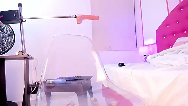 Snapshot of Miliaangeles chatting on March 9, 2025, 8:07 am Miliaangeles online show from March 9, 2025, 8:07 am