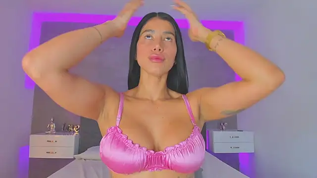 jasminehill  online show from February 25, 2025, 3:38 pm