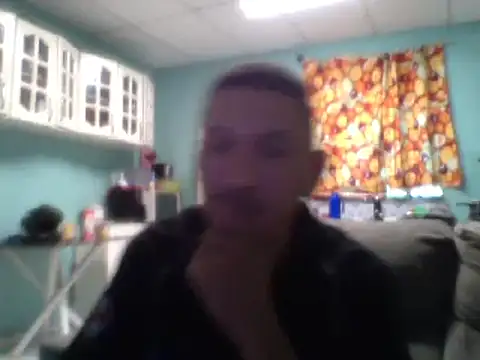 Snapshot of Bahia555 chatting on January 18, 2025, 1:18 pm Bahia555 online show from January 18, 2025, 1:18 pm