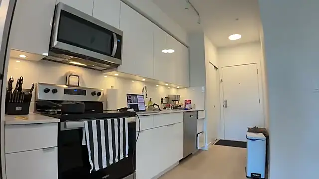 NattyFierros online show from September 22, 2025, 9:39 pm