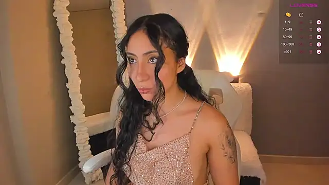 amber curly online show from February 7, 2025, 9:04 pm