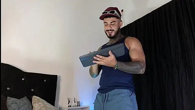 john cartter1 online show from October 19, 2025, 11:33 am