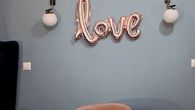 Snapshot of AnnaMaee chatting on March 15, 2025, 1:52 am AnnaMaee online show from March 15, 2025, 1:52 am