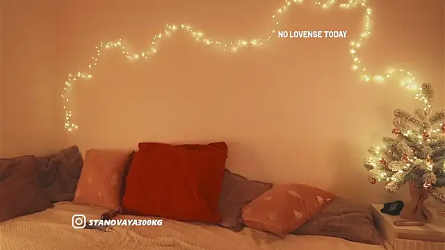 Snapshot of kris69kiss chatting on December 24, 2024, 3:47 pm kris69kiss online show from December 24, 2024, 3:47 pm