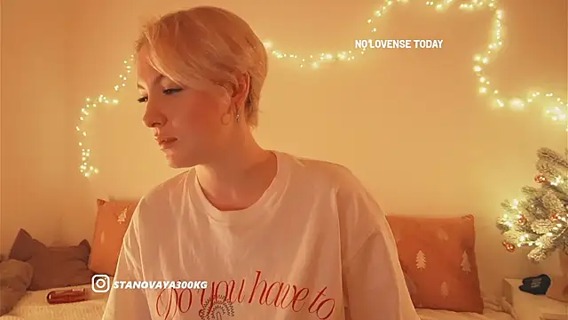 Snapshot of kris69kiss chatting on December 25, 2024, 2:02 pm kris69kiss online show from December 25, 2024, 2:02 pm