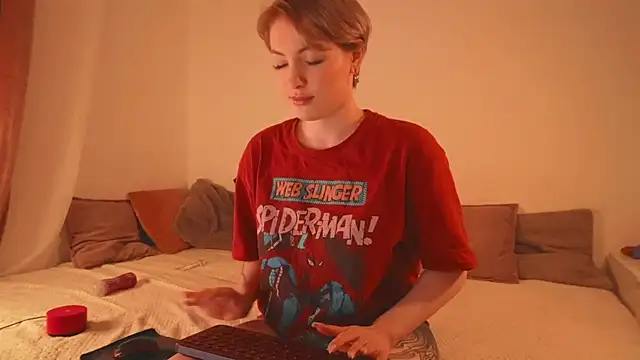 Snapshot of kris69kiss chatting on January 24, 2025, 3:02 pm kris69kiss online show from January 24, 2025, 3:02 pm