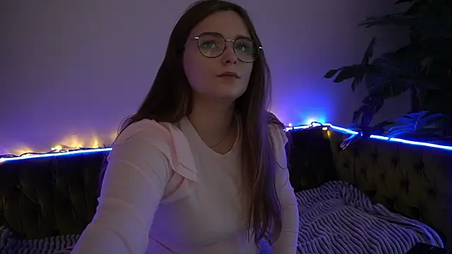 Snapshot of MagicPeachh_ chatting on December 16, 2024, 6:16 pm MagicPeachh online show from December 16, 2024, 6:16 pm