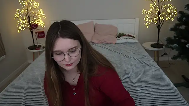 Snapshot of MagicPeachh_ chatting on December 17, 2024, 1:49 pm MagicPeachh online show from December 17, 2024, 1:49 pm