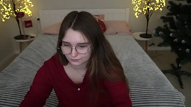 Snapshot of MagicPeachh_ chatting on December 20, 2024, 8:23 pm MagicPeachh online show from December 20, 2024, 8:23 pm