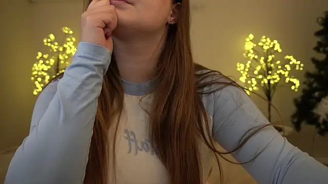 Snapshot of MagicPeachh_ chatting on January 16, 2025, 1:36 pm MagicPeachh online show from January 16, 2025, 1:36 pm