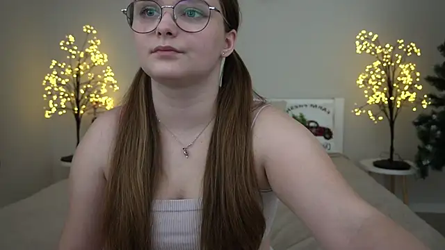 Snapshot of MagicPeachh_ chatting on January 22, 2025, 1:53 pm MagicPeachh online show from January 22, 2025, 1:53 pm