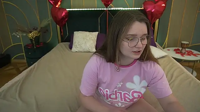 Snapshot of MagicPeachh_ chatting on March 3, 2025, 5:50 pm MagicPeachh online show from March 3, 2025, 5:50 pm