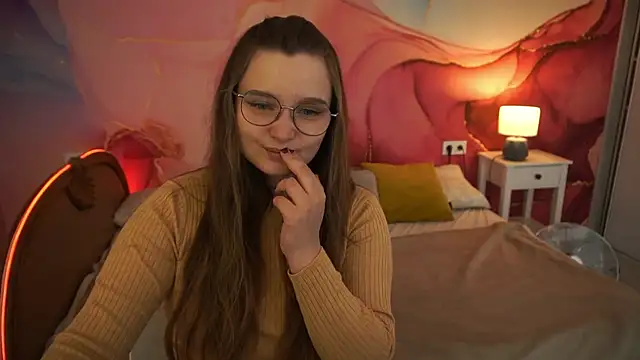 Snapshot of MagicPeachh_ chatting on September 29, 2025, 12:54 pm MagicPeachh online show from September 29, 2025, 12:54 pm