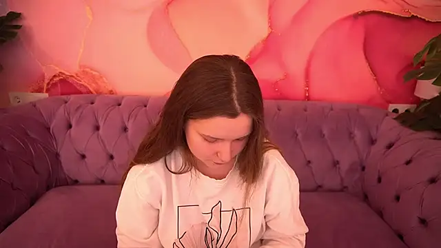 Snapshot of MagicPeachh_ chatting on November 28, 2025, 7:22 am MagicPeachh online show from November 28, 2025, 7:22 am