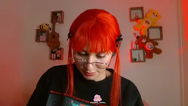 Snapshot of Ramona_Flower chatting on March 20, 2025, 1:02 am Ramona Flower online show from March 20, 2025, 1:02 am
