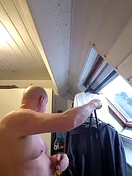 Snapshot of andrejoyfull64 chatting on February 4, 2025, 3:57 pm andrejoyfull64 online show from February 4, 2025, 3:57 pm