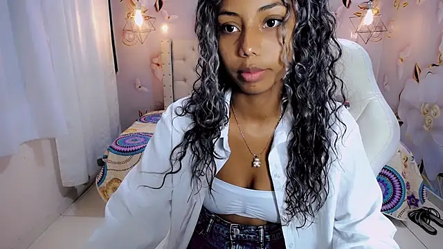 jasmin brunette  online show from February 21, 2025, 11:44 am