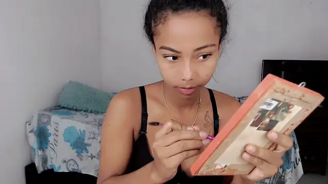 jasmin brunette  online show from November 25, 2025, 12:27 pm