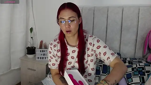 Snapshot of anny_roberts chatting on September 20, 2025, 1:12 pm anny roberts online show from September 20, 2025, 1:12 pm