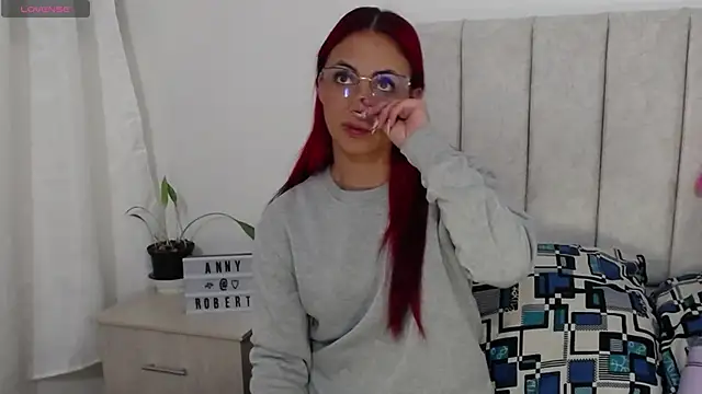 Snapshot of anny_roberts chatting on October 9, 2025, 11:30 am anny roberts online show from October 9, 2025, 11:30 am