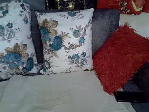 Snapshot of Hot-zeenah chatting on January 3, 2025, 5:42 pm Hot-zeenah online show from January 3, 2025, 5:42 pm