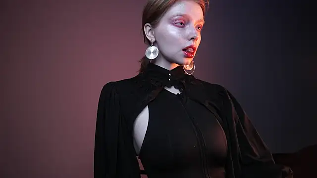 ginger hugs online show from March 12, 2025, 10:07 pm