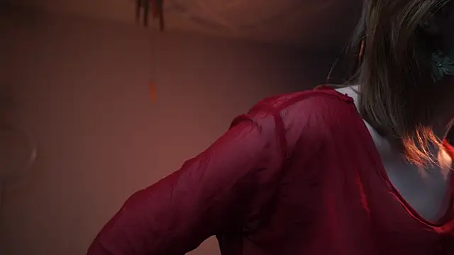 ginger hugs online show from November 17, 2025, 10:04 pm