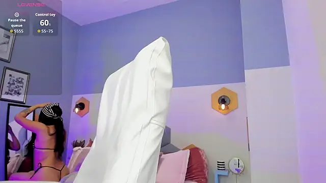 Snapshot of Chloe_fischer_ chatting on November 20, 2025, 2:50 pm Chloe fischer online show from November 20, 2025, 2:50 pm