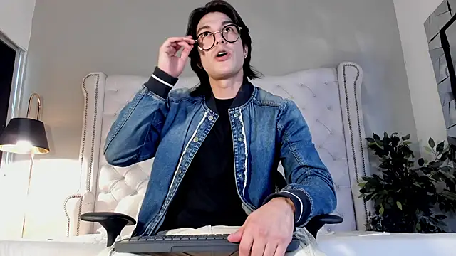 Karimferrer online show from November 18, 2025, 7:29 pm