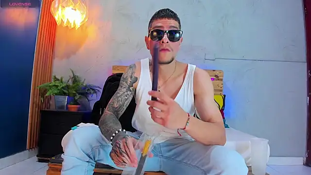 french sexx online show from January 21, 2025, 1:18 am