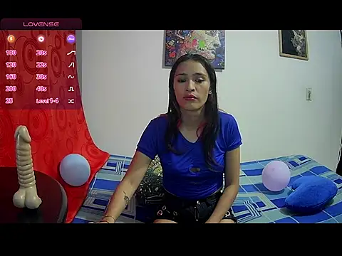 Hanha00 online show from January 11, 2025, 12:33 am