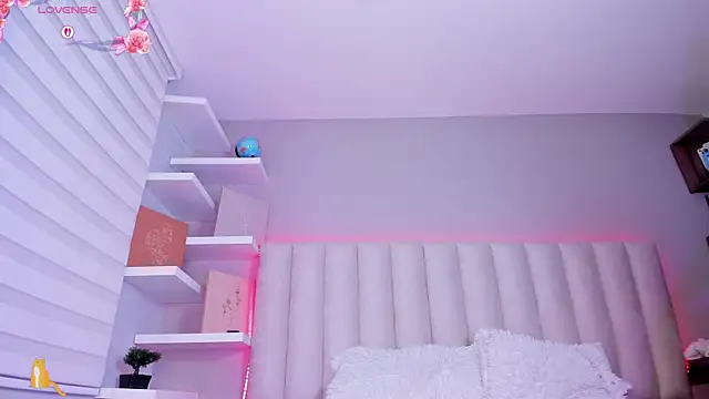 Sally  Walker online show from September 19, 2025, 3:41 am