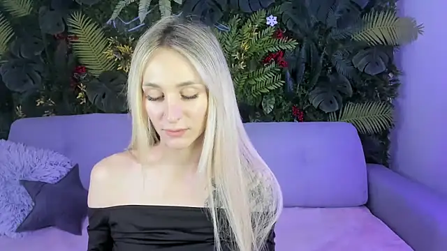 Horny Blond online show from October 19, 2025, 8:04 am