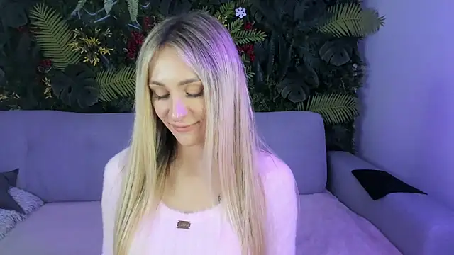 Horny Blond online show from November 7, 2025, 9:09 am