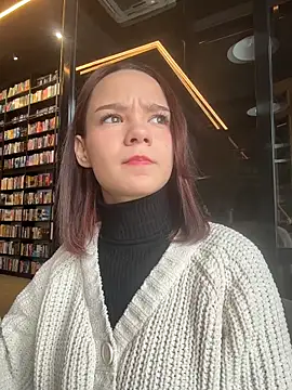 Snapshot of Times__Square chatting on December 3, 2025, 3:36 am Times Square online show from December 3, 2025, 3:36 am