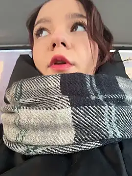 Snapshot of Times__Square chatting on December 4, 2025, 2:32 am Times Square online show from December 4, 2025, 2:32 am