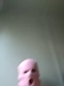 Hard7Inchss online show from October 8, 2025, 12:03 pm